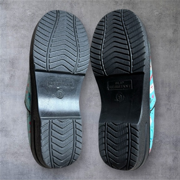 Savvy Women's Brandy Love a Nurse Mint Patent Leather Nursing Clogs - NWOT - Picture 5 of 5